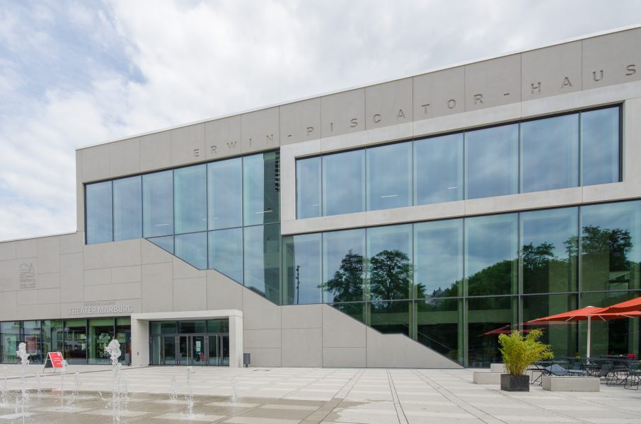 Moderner Geb&auml;ude- und Fassadenbau